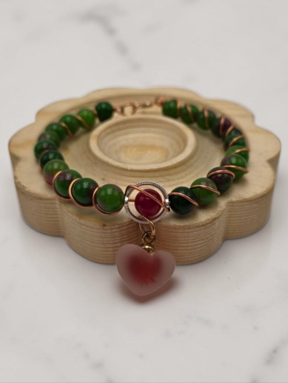Handmade wirewrapped Green Beaded Bracelet with Heart Charm
